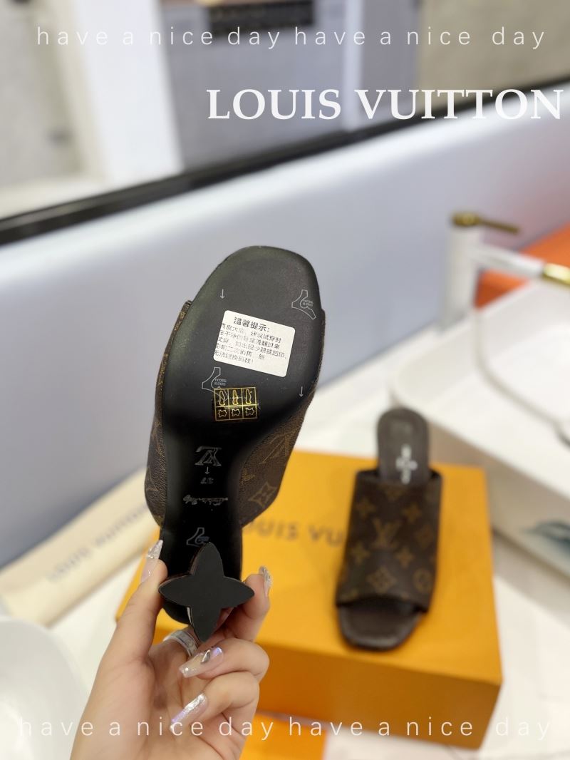 Louis Vuitton Slippers